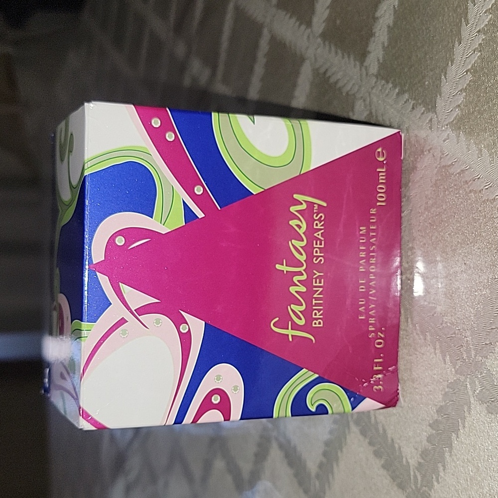 Britney Spears Fantasy Perfume - Picture 2 of 4